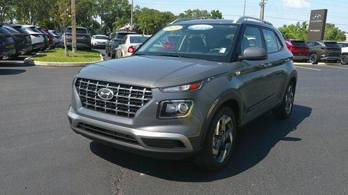 2023 Hyundai VENUE SEL