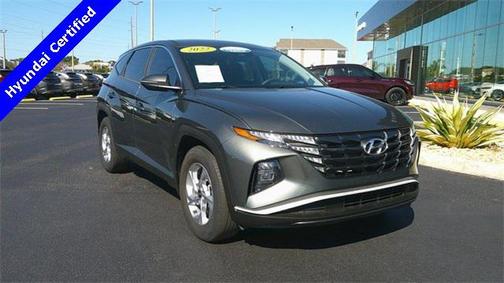 2022 Hyundai TUCSON SE