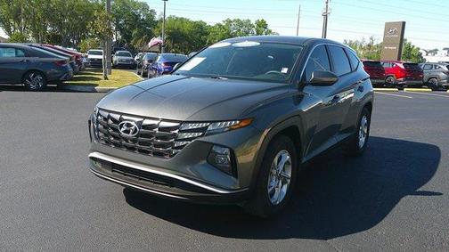 2022 Hyundai TUCSON SE