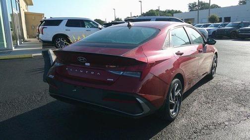 2025 Hyundai ELANTRA Sport