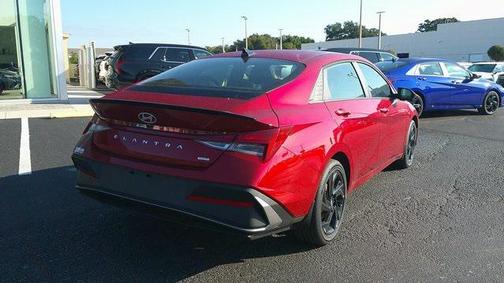 2026 Hyundai ELANTRA HEV SEL Sport