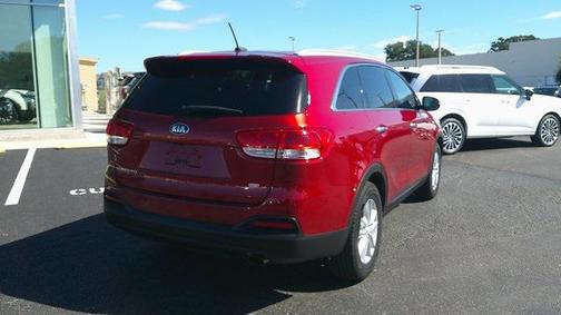 2016 Kia Sorento LX