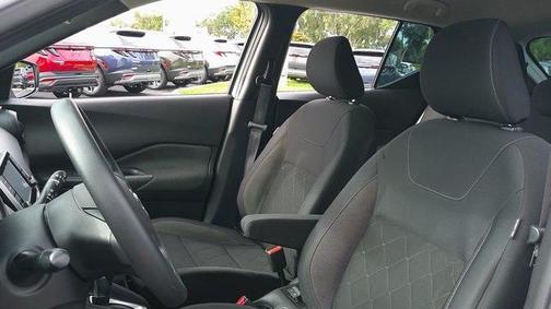 2019 Nissan Kicks S