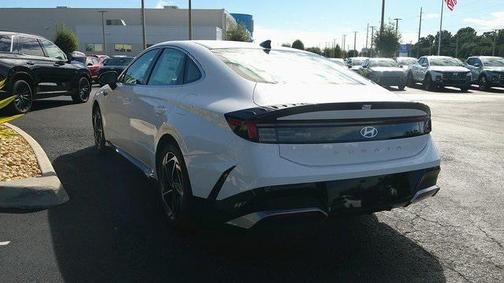 2026 Hyundai SONATA SEL