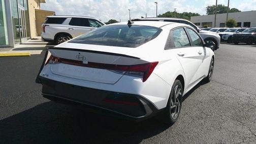 2025 Hyundai ELANTRA Sport