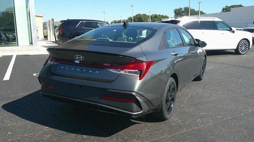2026 Hyundai ELANTRA Sport