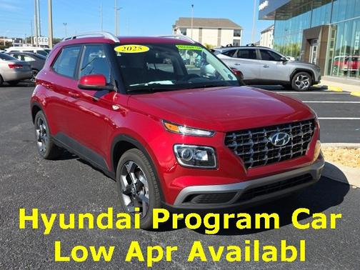 2025 Hyundai VENUE SEL