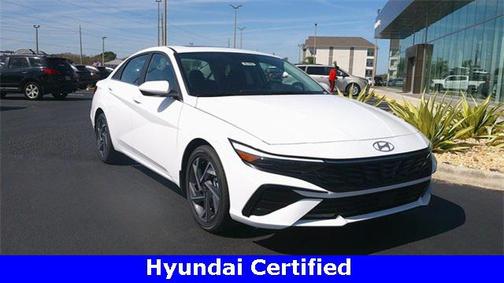 2025 Hyundai ELANTRA SEL