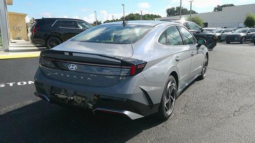 2026 Hyundai SONATA SEL