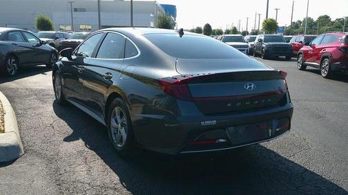 2022 Hyundai SONATA SE