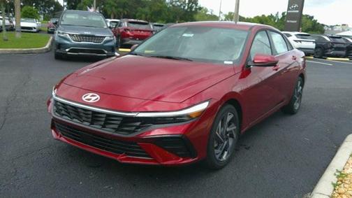 2025 Hyundai ELANTRA Limited