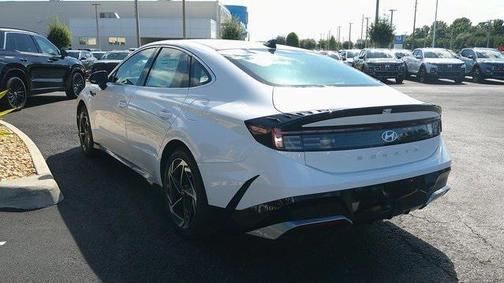 2026 Hyundai SONATA SEL