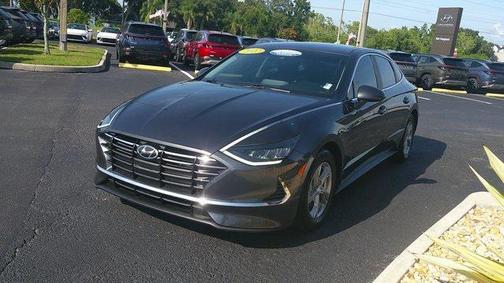 2022 Hyundai SONATA SE