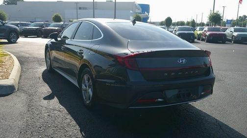 2022 Hyundai SONATA SE
