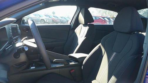 2025 Hyundai ELANTRA Sport