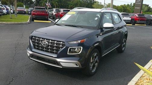 2024 Hyundai VENUE Limited