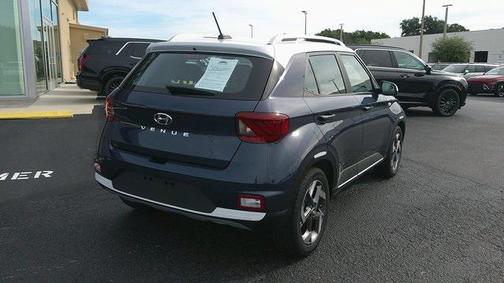 2024 Hyundai VENUE Limited
