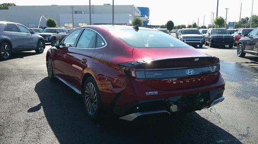 2025 Hyundai SONATA Hybrid Limited
