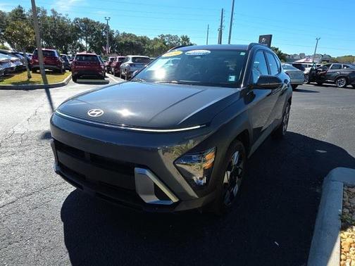 2024 Hyundai KONA SEL