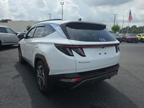 White 2024 Hyundai TUCSON Limited