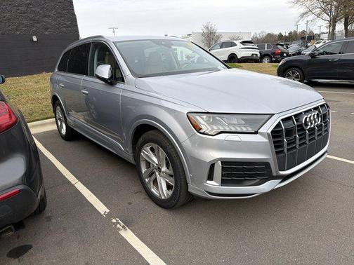 2021 Audi Q7 45 Premium Plus