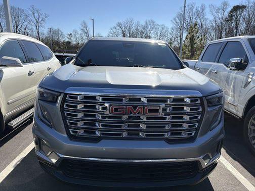 2024 GMC Acadia Denali