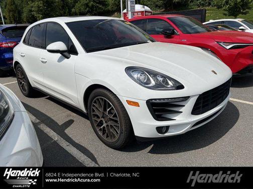 2018 Porsche Macan Base