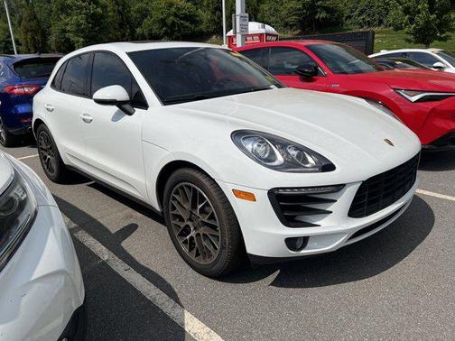 2018 Porsche Macan Base