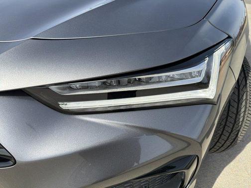 2025 Acura TLX Technology