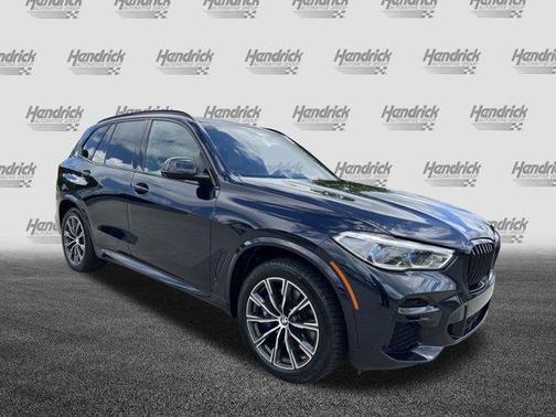 2022 BMW X5 M50i