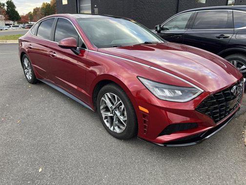 2023 Hyundai SONATA SEL