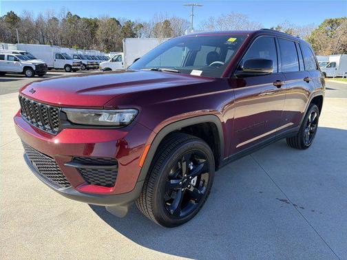 2024 Jeep Grand Cherokee Altitude