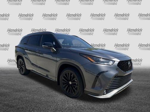 2024 Toyota Highlander XSE