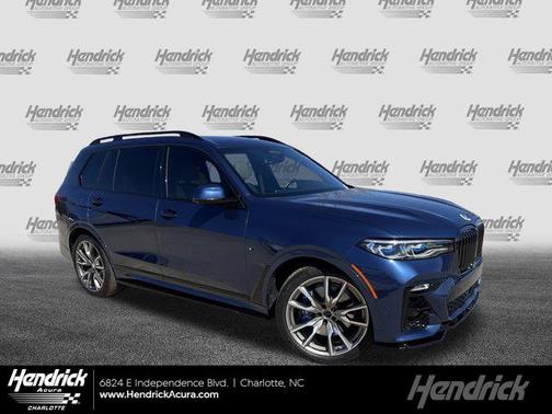 2022 BMW X7 M50i