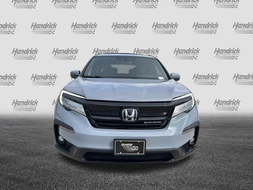 2022 Honda Pilot AWD Black Edition