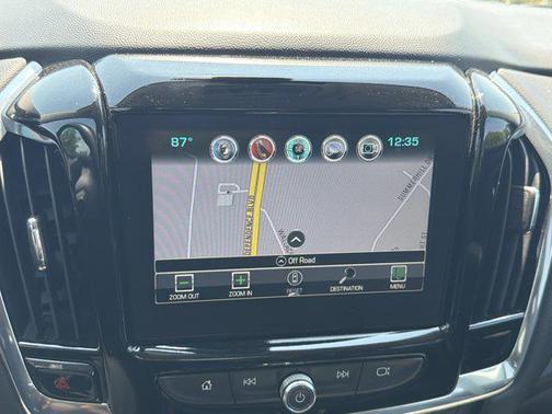 Mosaic Black Metallic 2018 Chevrolet Traverse Premier