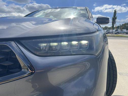 2019 Acura TLX Technology
