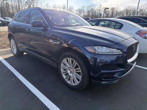 2019 Jaguar F-PACE 30t Portfolio