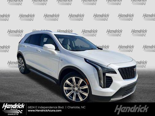 2022 Cadillac XT4 Premium Luxury
