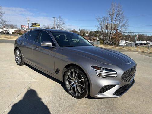 2023 Genesis G70 2.0T RWD