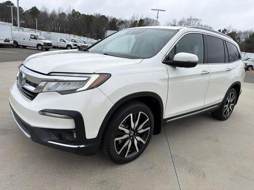 2019 Honda Pilot Touring 8-Passenger