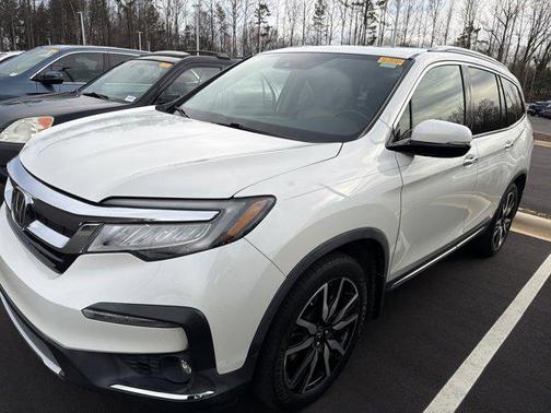 2019 Honda Pilot Touring 8-Passenger