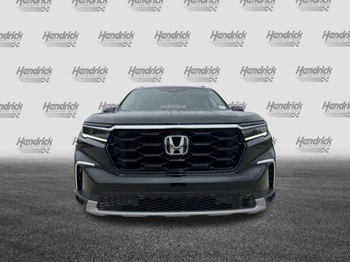 2024 Honda Pilot Touring 8-Passenger