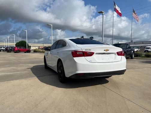 2022 Chevrolet Malibu 1LS
