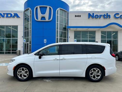 2024 Chrysler Pacifica Limited