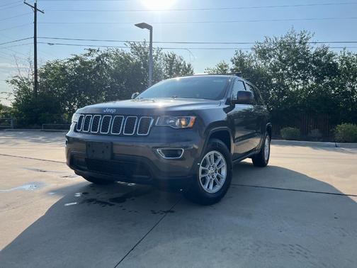 2020 Jeep Grand Cherokee Laredo E
