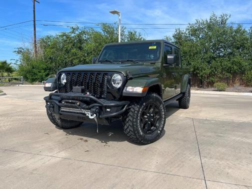 2021 Jeep Gladiator Sport