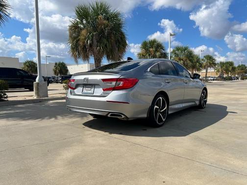 2022 Honda Accord Sport SE