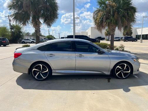 2022 Honda Accord Sport SE