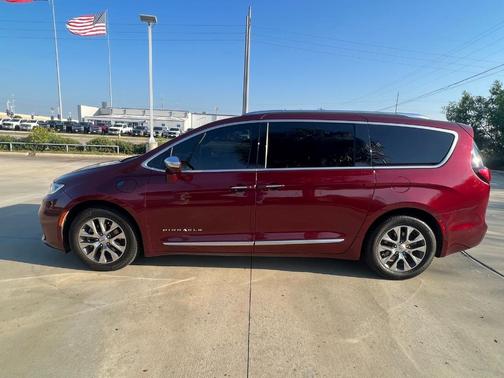 2021 Chrysler Pacifica Hybrid Pinnacle